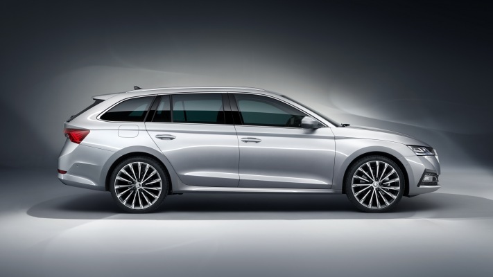 Skoda Octavia Combi 2020. Desktop wallpaper