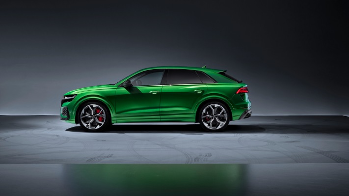 Audi RS Q8 2020. Desktop wallpaper