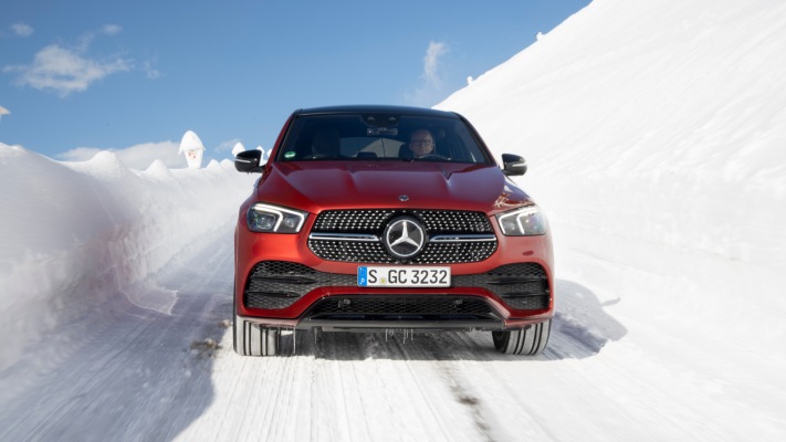 Mercedes-Benz GLE 400d 4MATIC Coupe 2020. Desktop wallpaper