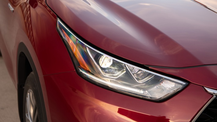 Toyota Highlander Hybrid Platinum 2020. Desktop wallpaper