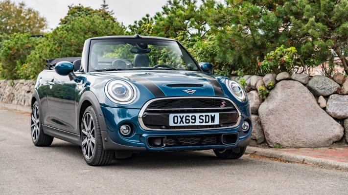 MINI Cooper S Sidewalk Convertible 2020. Desktop wallpaper