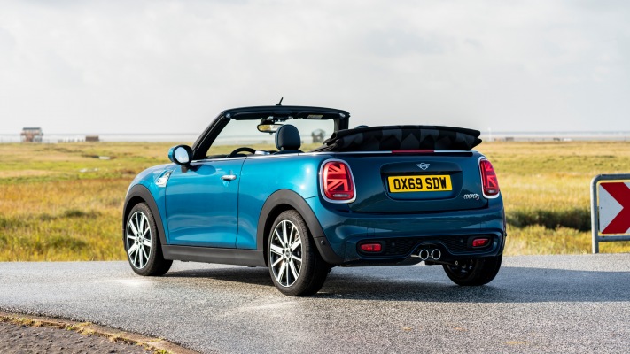 MINI Cooper S Sidewalk Convertible 2020. Desktop wallpaper