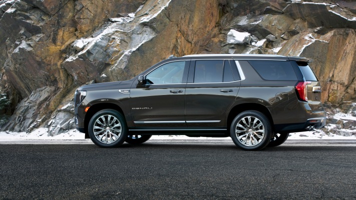 GMC Yukon Denali 2021. Desktop wallpaper