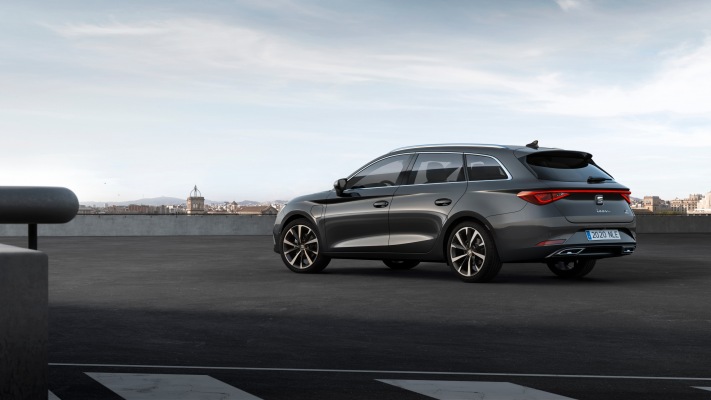 SEAT Leon Sportstourer FR e-Hybrid 2020. Desktop wallpaper