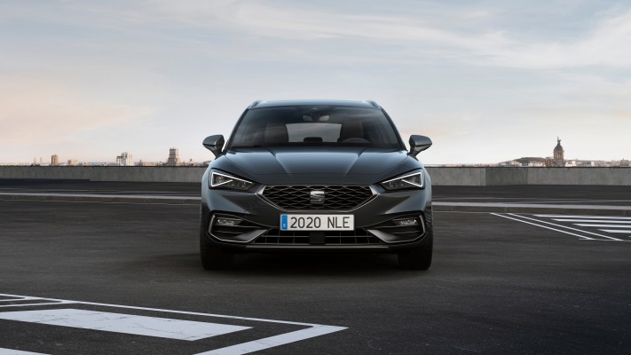 SEAT Leon Sportstourer FR e-Hybrid 2020. Desktop wallpaper