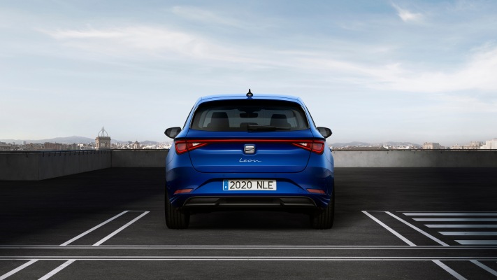 SEAT Leon Sportstourer Xcellence 2020. Desktop wallpaper