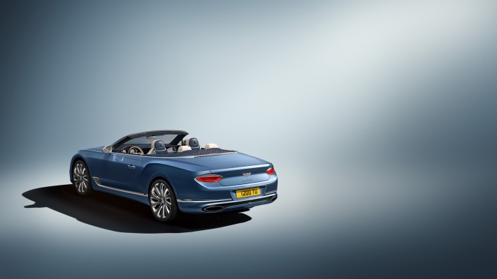 Bentley Continental GT Mulliner Convertible 2020. Desktop wallpaper