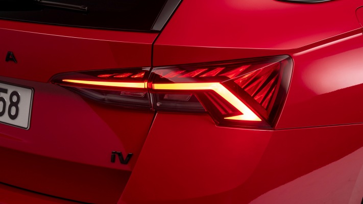 Skoda Octavia vRS iV Combi 2020. Desktop wallpaper