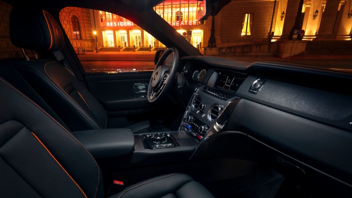 Rolls-Royce Cullinan Spofec 2020. Desktop wallpaper