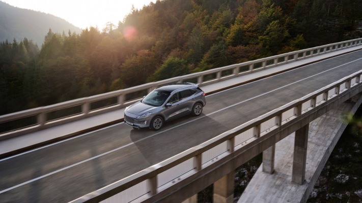 Ford Kuga Titanium EcoBlue 2020. Desktop wallpaper