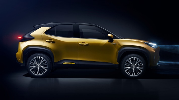 Toyota Yaris Cross 2021. Desktop wallpaper