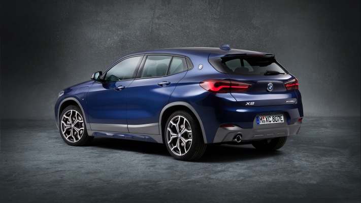 BMW X2 xDrive25e 2020. Desktop wallpaper