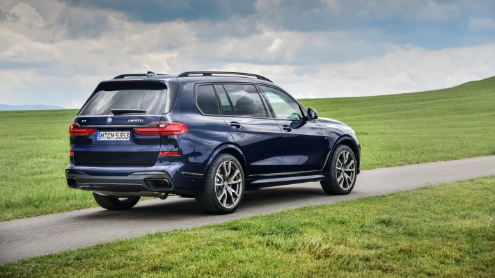 BMW X7 M50i 2020. Desktop wallpaper