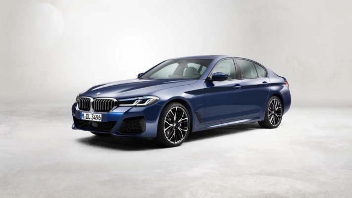BMW 530e xDrive 2021. Desktop wallpaper