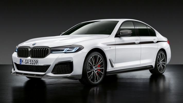 BMW 540i M Performance Parts 2021. Desktop wallpaper