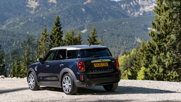 MINI Cooper Countryman ALL4 2020. Desktop wallpaper
