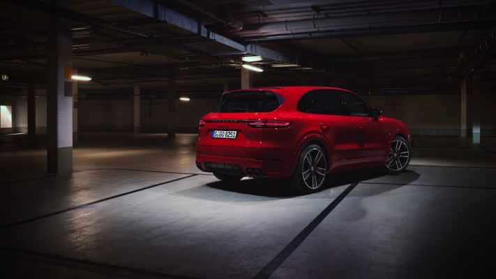 Porsche Cayenne GTS 2020. Desktop wallpaper