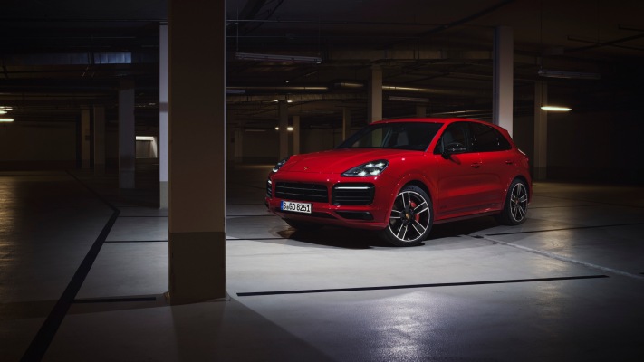 Porsche Cayenne GTS 2020. Desktop wallpaper
