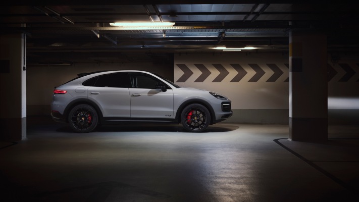 Porsche Cayenne GTS Coupe 2020. Desktop wallpaper
