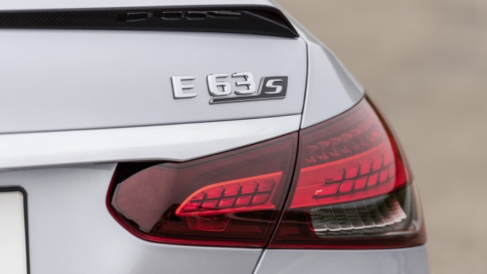 Mercedes-AMG E 63 S 4MATIC+ 2021. Desktop wallpaper