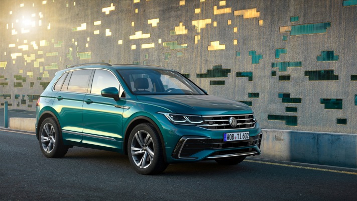 Volkswagen Tiguan 2022. Desktop wallpaper