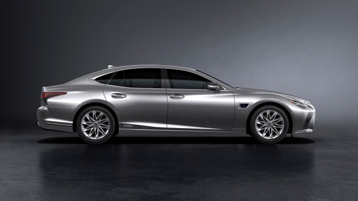 Lexus LS 500h 2021. Desktop wallpaper