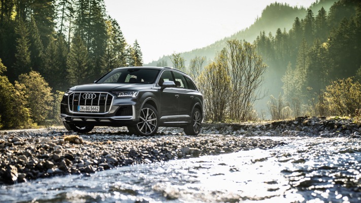 Audi SQ7 TFSI 2020. Desktop wallpaper