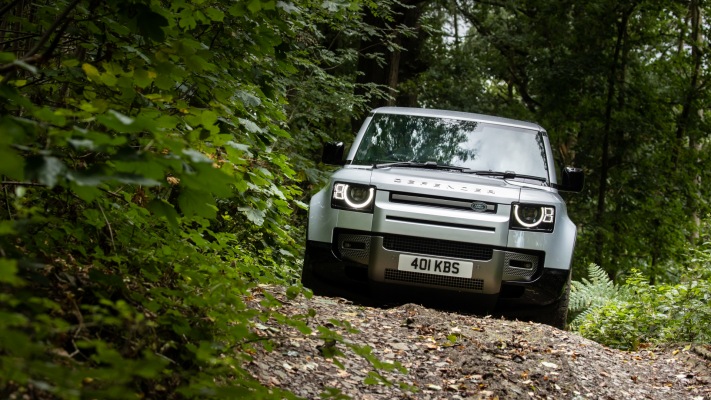 Land Rover Defender X-Dynamic 2021. Desktop wallpaper
