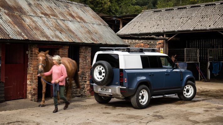 Land Rover Defender 110 Hard Top 2021. Desktop wallpaper