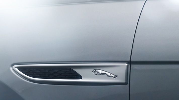 Jaguar F-PACE 2021. Desktop wallpaper