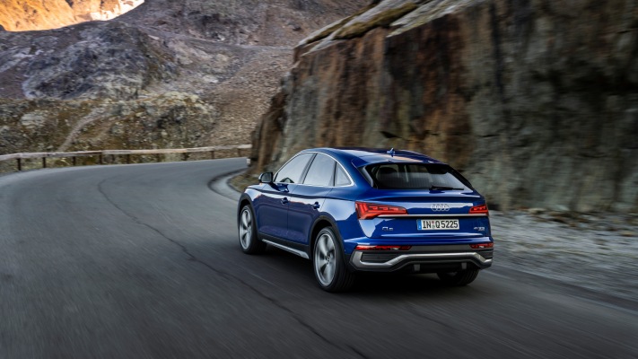 Audi Q5 Sportback 45 TFSI quattro 2021. Desktop wallpaper