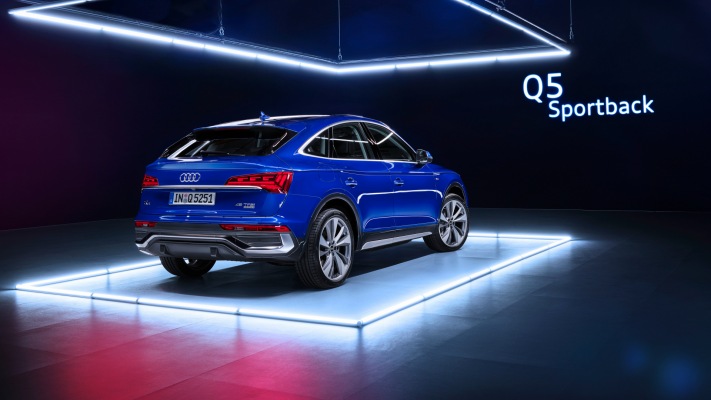 Audi Q5 Sportback 45 TFSI quattro 2021. Desktop wallpaper