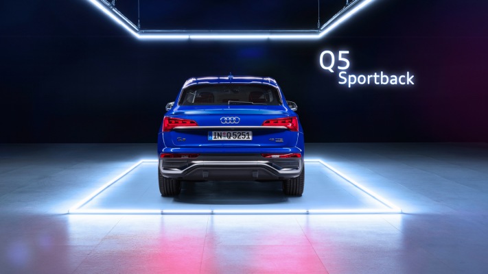 Audi Q5 Sportback 45 TFSI quattro 2021. Desktop wallpaper