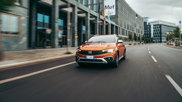 Fiat Tipo Cross 2021. Desktop wallpaper
