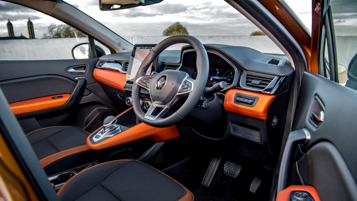 Renault Captur E-Tech Plug-in Hybrid UK Version 2021. Desktop wallpaper