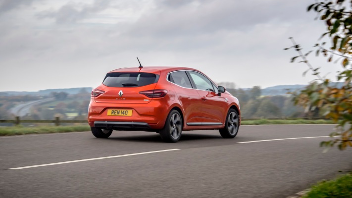 Renault Clio E-Tech Hybrid UK Version 2021. Desktop wallpaper