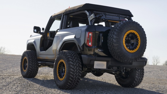 Ford Bronco 2-door Badlands Sasquatch Concept 2020. Desktop wallpaper