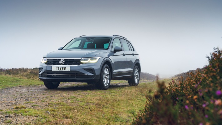 Volkswagen Tiguan Life UK Version 2021. Desktop wallpaper