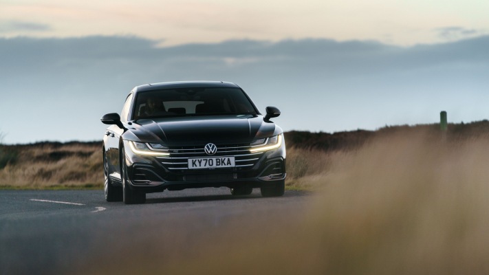 Volkswagen Arteon Shooting Brake UK Version 2021. Desktop wallpaper