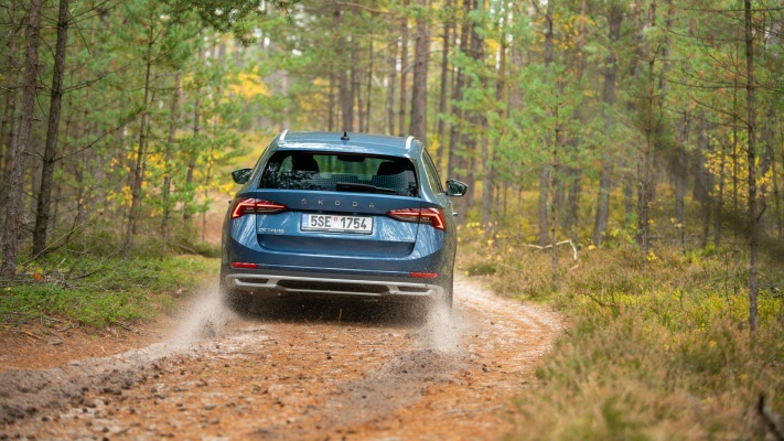 Skoda Octavia Scout 2021. Desktop wallpaper