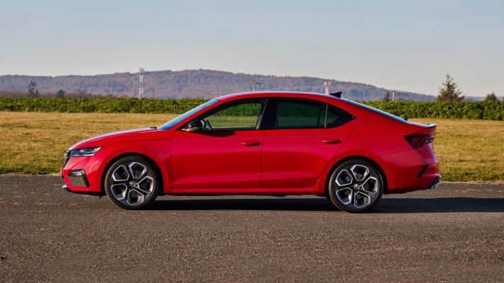 Skoda Octavia vRS 2021. Desktop wallpaper