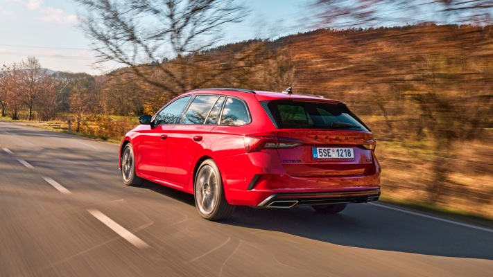 Skoda Octavia vRS Combi 2021. Desktop wallpaper