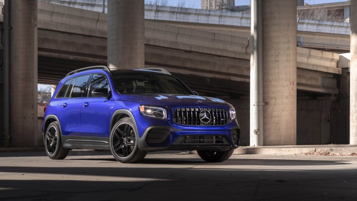 Mercedes-AMG GLB 35 4MATIC USA Version 2021. Desktop wallpaper