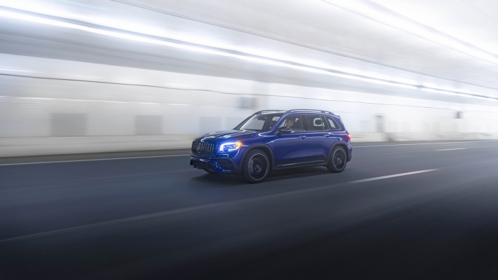 Mercedes-AMG GLB 35 4MATIC USA Version 2021. Desktop wallpaper