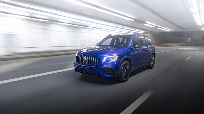 Mercedes-AMG GLB 35 4MATIC USA Version 2021. Desktop wallpaper