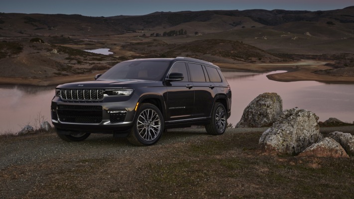 Jeep Grand Cherokee L Summit Reserve 2021. Desktop wallpaper