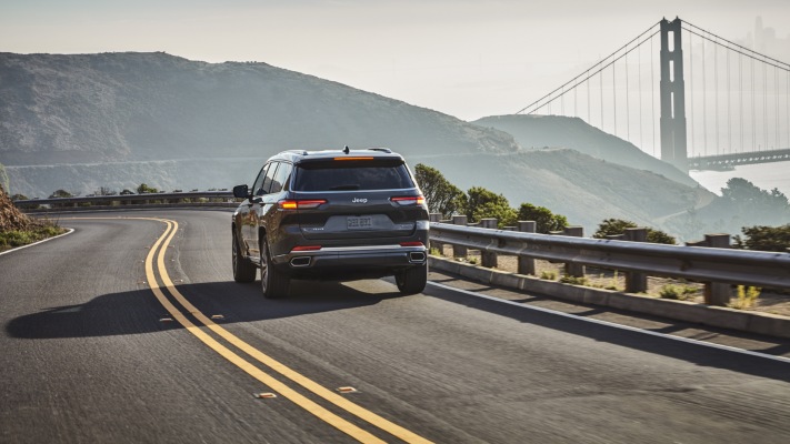 Jeep Grand Cherokee L Summit Reserve 2021. Desktop wallpaper