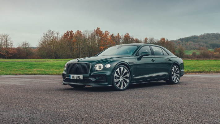 Bentley Flying Spur V8 2021. Desktop wallpaper