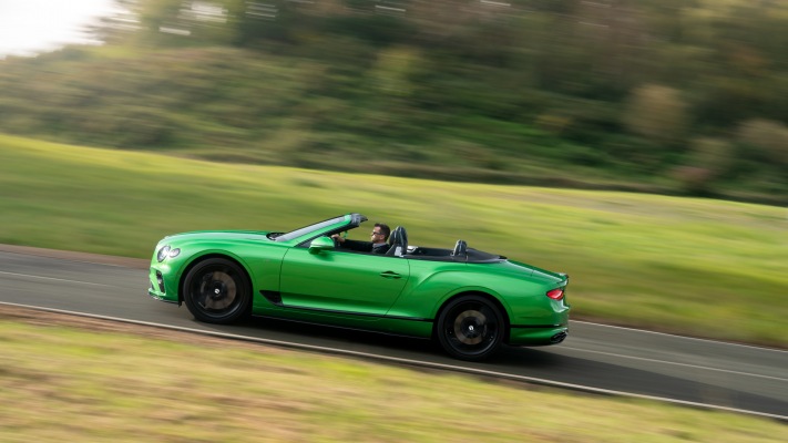 Bentley Continental GT Convertible UK Version 2021. Desktop wallpaper