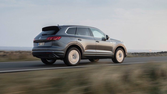 Volkswagen Touareg 2021. Desktop wallpaper